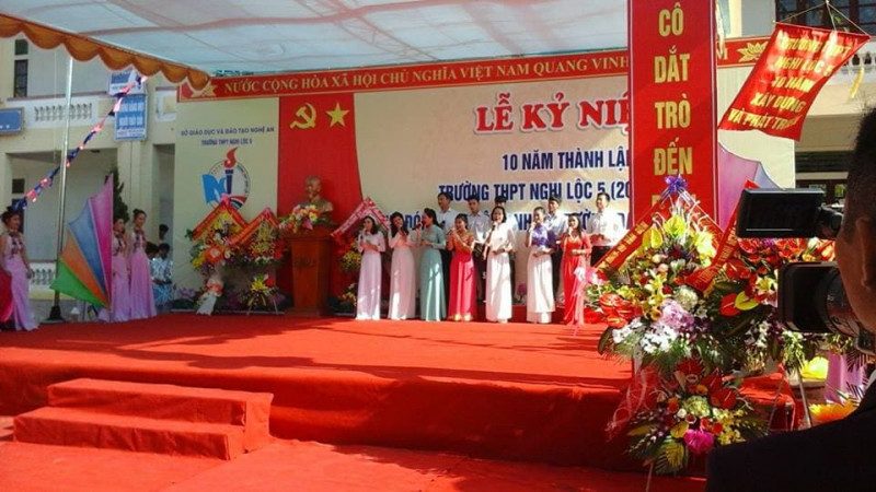 Le Ky Niem 10 Nam Thanh Lap Truong Don Bang Truong Chuan Quoc Gia 3